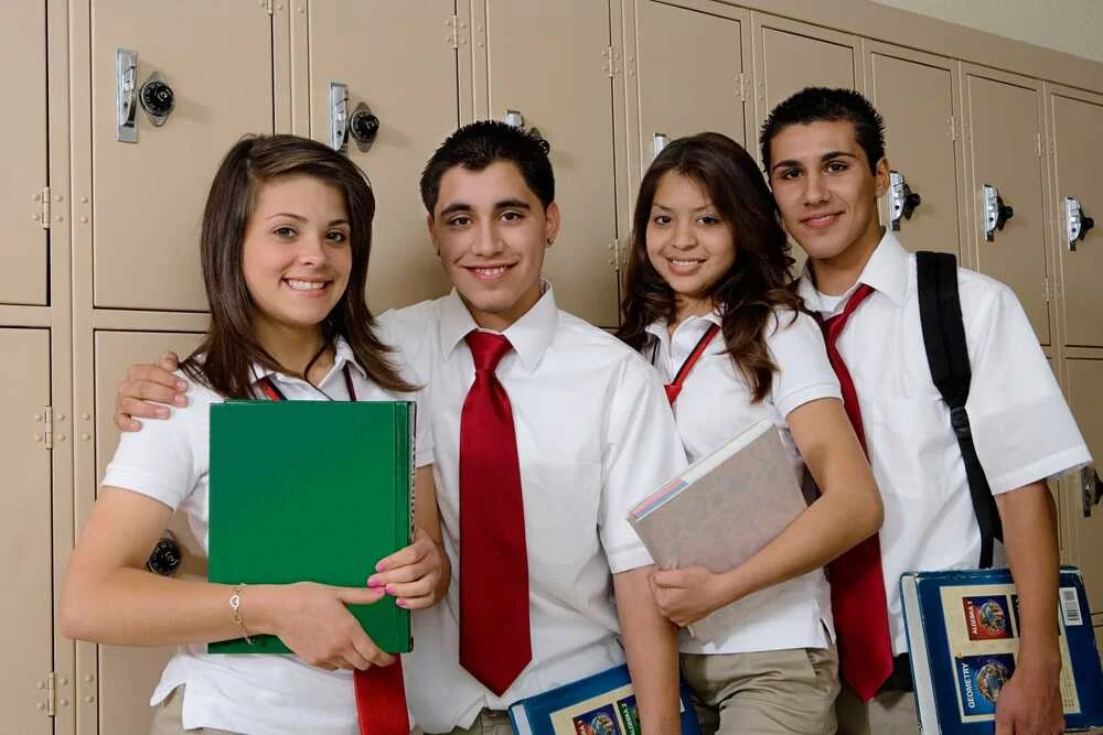 schoolchildren in the hallway